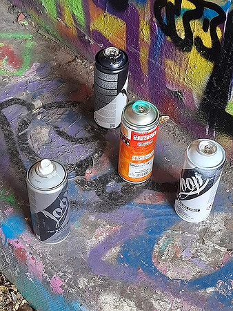 COLOR BOMBS